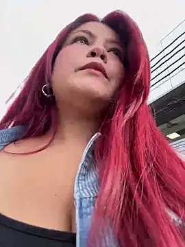 Snapshot of lia_moon77 chatting on January 29, 2025, 9:17 pm lia moon77 online show from January 29, 2025, 9:17 pm