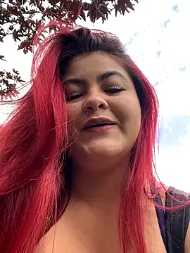 Snapshot of lia_moon77 chatting on October 3, 2025, 7:26 pm lia moon77 online show from October 3, 2025, 7:26 pm