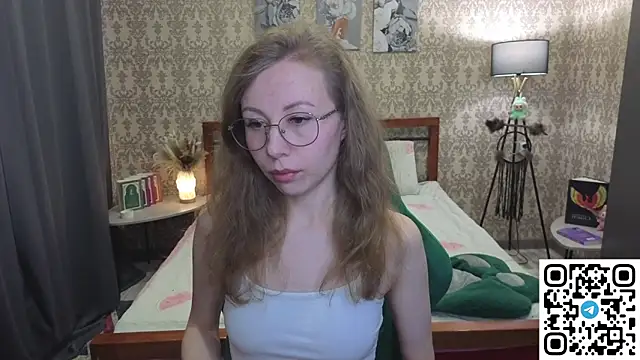 Lill Mary online show from April 3, 2026, 1:45 am