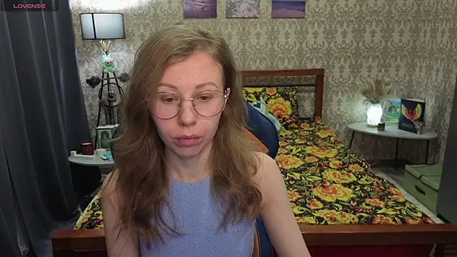 Lill Mary online show from February 4, 2026, 1:33 am