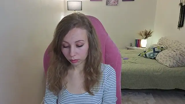 Lill Mary online show from November 6, 2025, 3:10 am