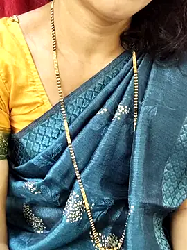 anuradha1432 online show from September 29, 2025, 9:16 am