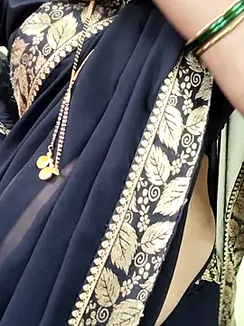 anuradha1432 online show from October 7, 2025, 8:26 am