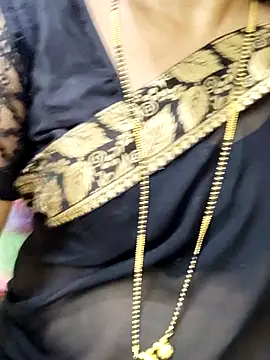 anuradha1432 online show from September 12, 2025, 10:04 am