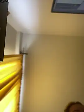 baby lizy online show from December 21, 2025, 1:46 pm