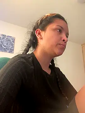 baby lizy online show from October 28, 2025, 6:51 pm