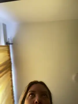 baby lizy online show from December 14, 2025, 4:56 pm