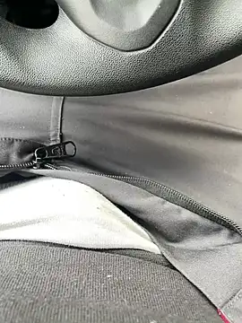 lescoquin2215 online show from March 12, 2025, 11:21 am