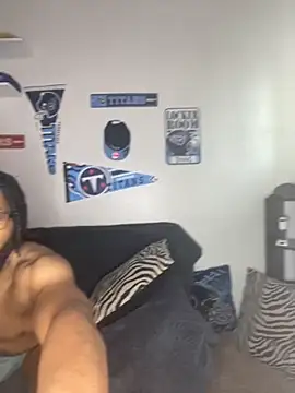 bigdinca online show from October 27, 2025, 7:15 pm