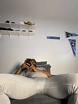 bigdinca online show from October 4, 2025, 6:20 pm