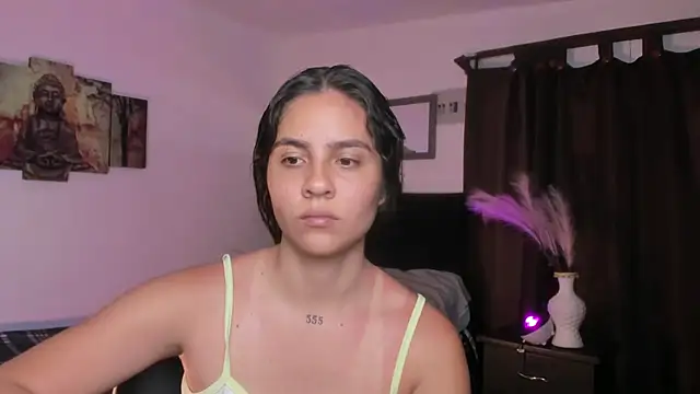 Snapshot of alisa_jhons1 chatting on October 21, 2025, 1:38 am alisa jhons1 online show from October 21, 2025, 1:38 am