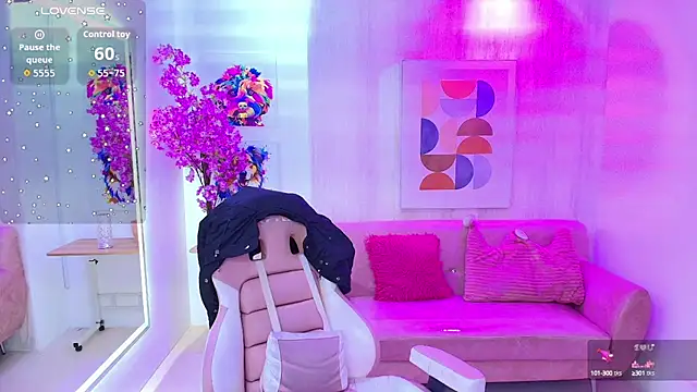 Gabby evanns online show from October 8, 2025, 12:07 pm