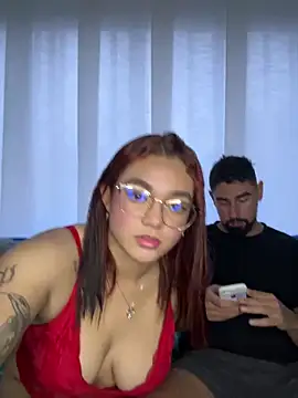 Snapshot of camianddanna chatting on January 4, 2025, 10:34 pm camianddanna online show from January 4, 2025, 10:34 pm