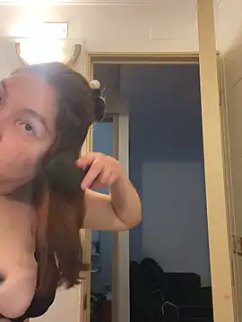 WhiteWomen online show from November 13, 2025, 11:08 pm