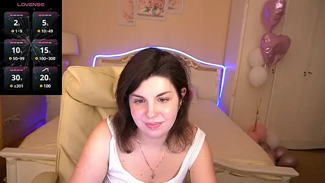 Snapshot of MirandaWong chatting on March 3, 2025, 9:55 am MirandaWong online show from March 3, 2025, 9:55 am
