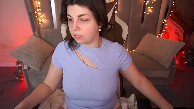 MirandaWong online show from February 14, 2026, 6:35 am