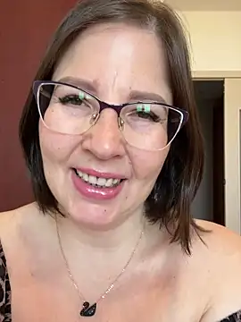Snapshot of B_Bonya_m chatting on September 12, 2025, 3:50 am B Bonya m online show from September 12, 2025, 3:50 am