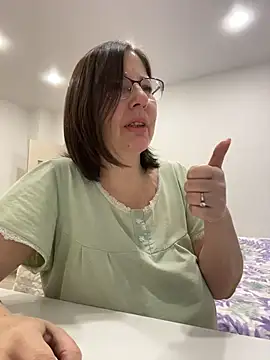 Snapshot of B_Bonya_m chatting on November 20, 2025, 4:13 am B Bonya m online show from November 20, 2025, 4:13 am