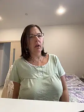 Snapshot of B_Bonya_m chatting on February 28, 2026, 4:23 am B Bonya m online show from February 28, 2026, 4:23 am