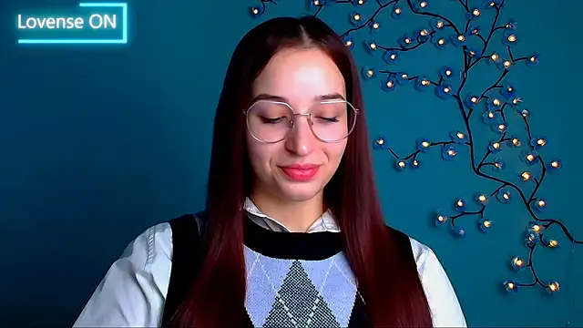 Jessie Kisss online show from October 18, 2025, 5:20 am