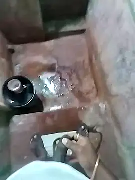 Snapshot of Karthik924 chatting on February 25, 2025, 12:14 am Karthik924 online show from February 25, 2025, 12:14 am