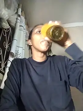 Snapshot of Indian-Seduction chatting on October 22, 2025, 7:24 pm Indian-Seduction online show from October 22, 2025, 7:24 pm