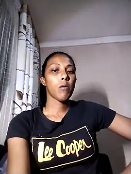 Snapshot of Indian-Seduction chatting on October 14, 2025, 7:25 pm Indian-Seduction online show from October 14, 2025, 7:25 pm