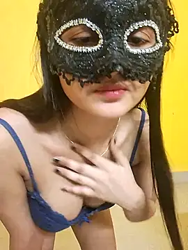 Hotcouple012 online show from March 18, 2025, 5:55 pm