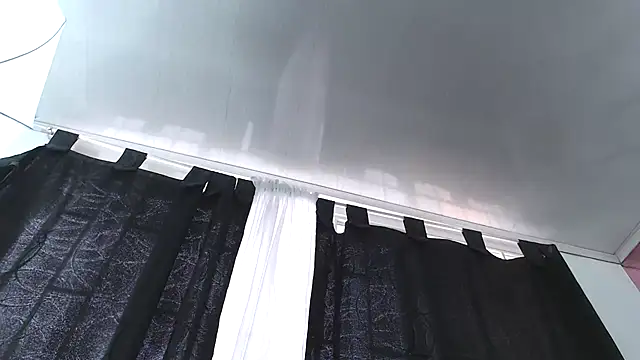 Snapshot of Kitten_Hot_ chatting on November 26, 2025, 8:09 pm Kitten Hot online show from November 26, 2025, 8:09 pm