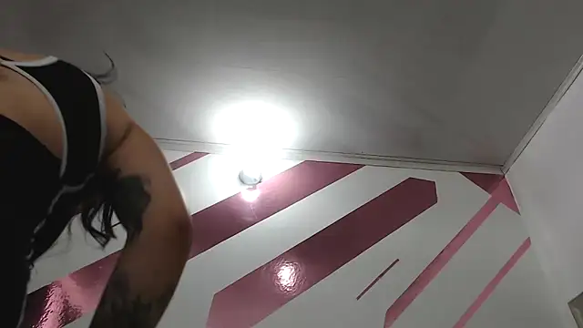 Snapshot of Kitten_Hot_ chatting on September 14, 2025, 9:04 pm Kitten Hot online show from September 14, 2025, 9:04 pm