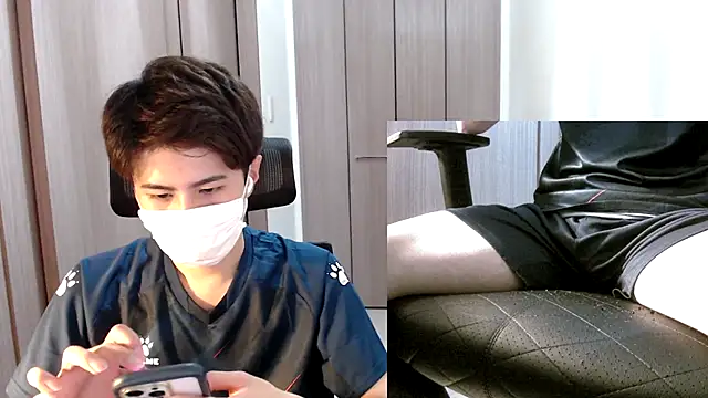 ryota kkk online show from October 24, 2025, 2:16 pm