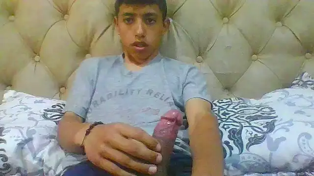 Snapshot of danuel23 chatting on October 25, 2025, 4:07 pm danuel23 online show from October 25, 2025, 4:07 pm