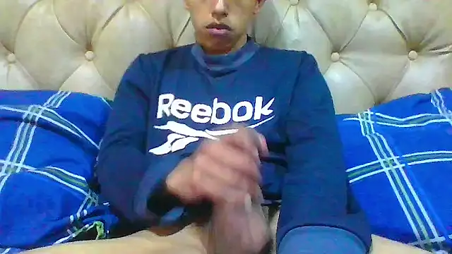 Snapshot of danuel23 chatting on September 25, 2025, 9:32 pm danuel23 online show from September 25, 2025, 9:32 pm