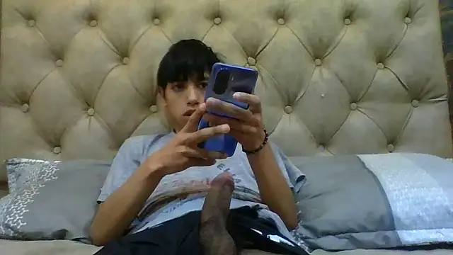 Snapshot of danuel23 chatting on December 23, 2024, 3:00 pm danuel23 online show from December 23, 2024, 3:00 pm