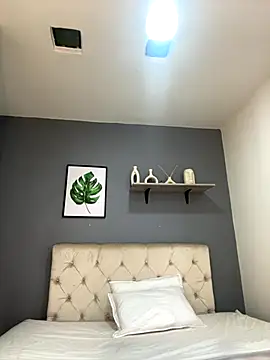 Soe Lara online show from September 18, 2025, 10:51 am