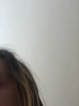 Meliss Official9 online show from April 7, 2026, 9:33 am