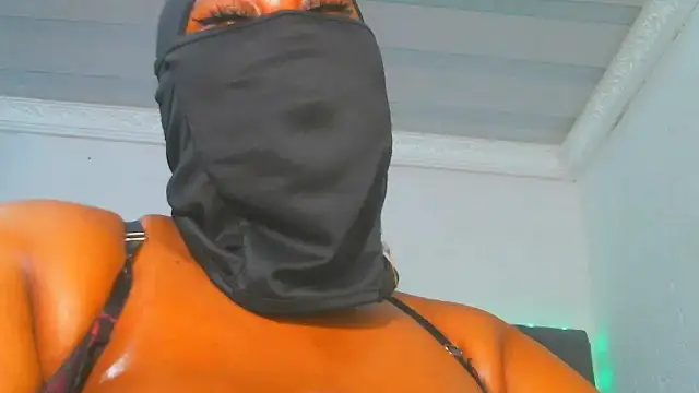 Snapshot of XPanther_24 chatting on March 17, 2025, 12:21 am XPanther 24 online show from March 17, 2025, 12:21 am