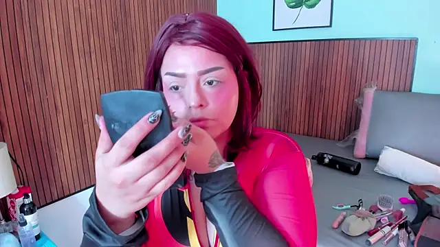 curvy rousi online show from November 14, 2025, 11:47 am