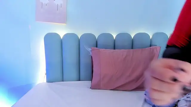 Snapshot of curvy_rousi chatting on February 18, 2026, 11:50 am curvy rousi online show from February 18, 2026, 11:50 am