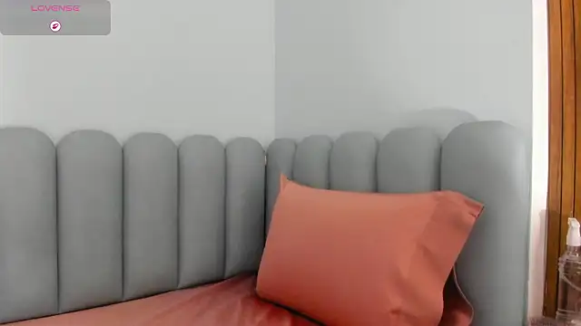 Snapshot of curvy_rousi chatting on February 21, 2026, 11:45 am curvy rousi online show from February 21, 2026, 11:45 am