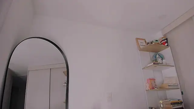 danna davis18 online show from March 4, 2025, 10:16 pm