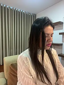 Snapshot of Alice_Biel chatting on March 9, 2025, 3:05 pm Alice Biel online show from March 9, 2025, 3:05 pm