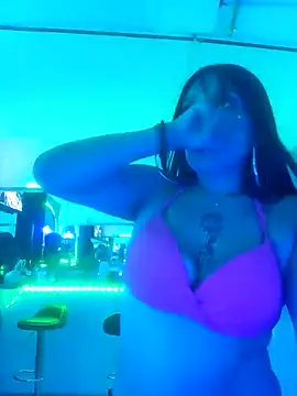 bbferlinaa online show from February 13, 2026, 5:57 pm