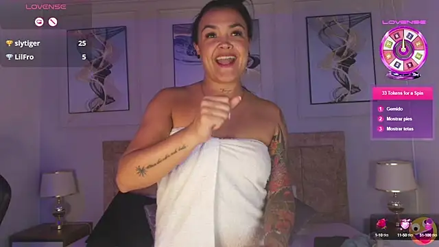 Snapshot of lyn_adamns chatting on March 6, 2025, 3:02 am lyn adamns online show from March 6, 2025, 3:02 am