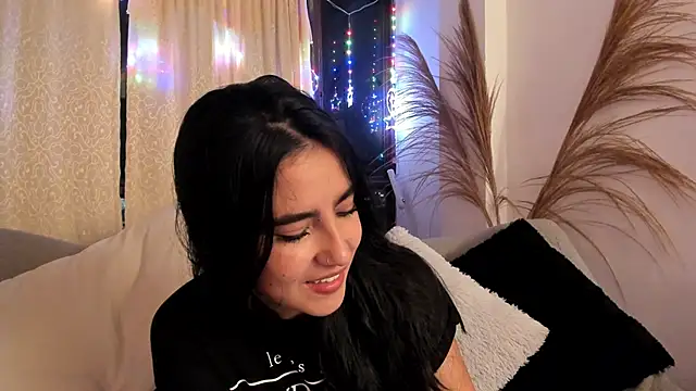 Serenity Day online show from December 23, 2025, 3:06 am