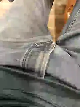 Snapshot of fuckboi2103 chatting on January 8, 2025, 10:15 am fuckboi2103 online show from January 8, 2025, 10:15 am