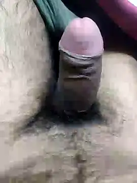 Snapshot of fuckboi2103 chatting on January 20, 2025, 6:43 pm fuckboi2103 online show from January 20, 2025, 6:43 pm