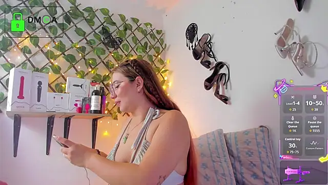 kathryn07 online show from November 14, 2025, 11:14 am