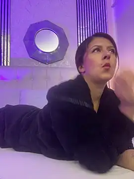 liss black online show from February 18, 2026, 4:10 am