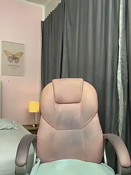 Snapshot of liss_black chatting on October 11, 2025, 1:17 am liss black online show from October 11, 2025, 1:17 am